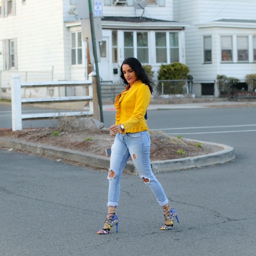 Ruffled blazer